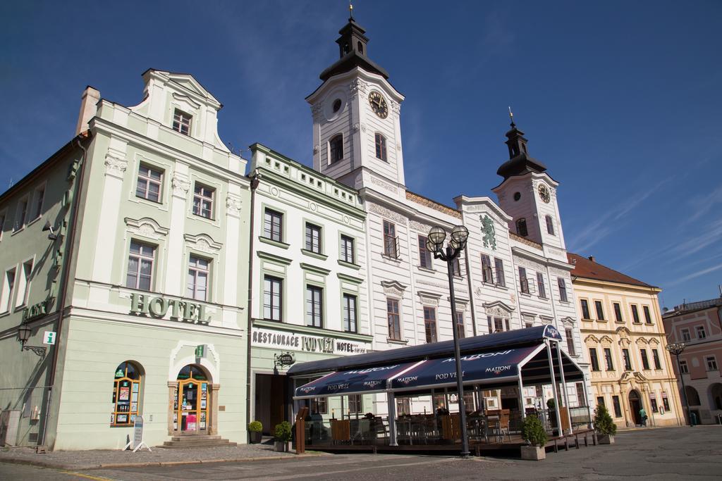 Hotel Vacek Pod Vezi Hradec Kralove Ngoại thất bức ảnh