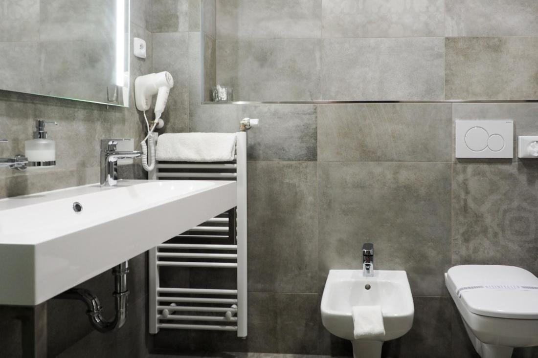 Hotel Vacek Pod Vezi Hradec Kralove Ngoại thất bức ảnh
